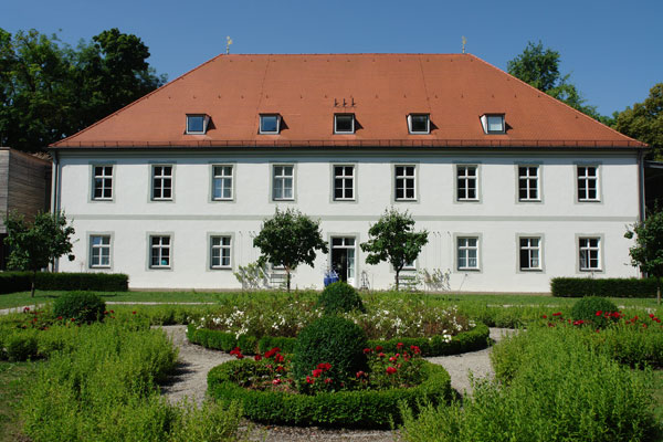 Ehemaliges Klostergebäude